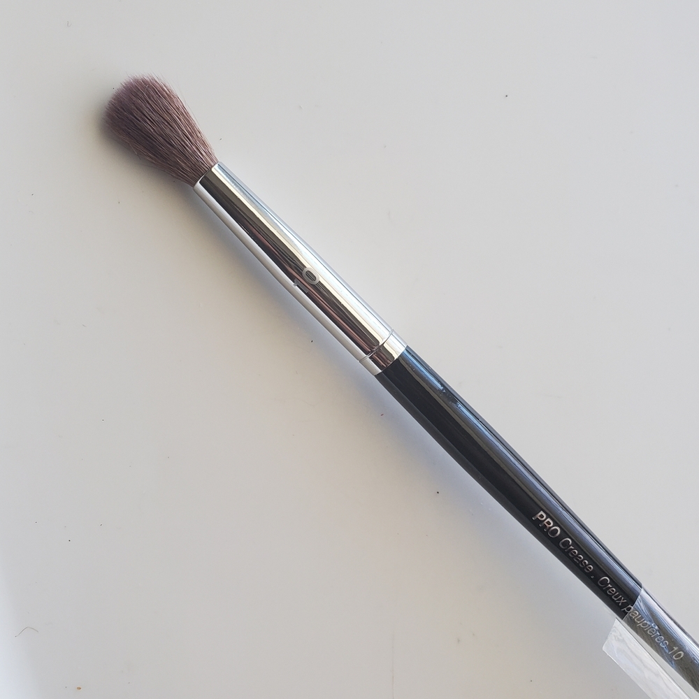 SEPHORA COLLECTION Pro Crease Brush #10